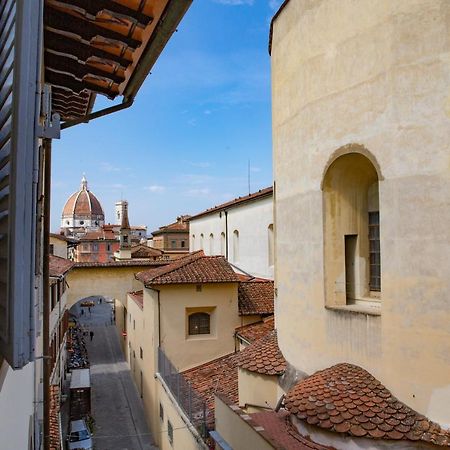 Tranquil Suite Near David Florenz Exterior foto