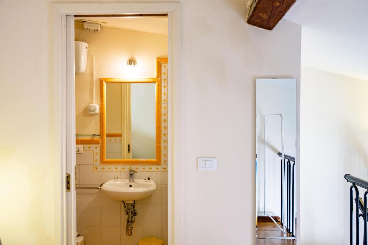 Tranquil Suite Near David Florenz Exterior foto